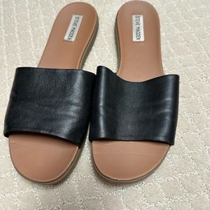 Steve Madden Black Sip On Sandals
